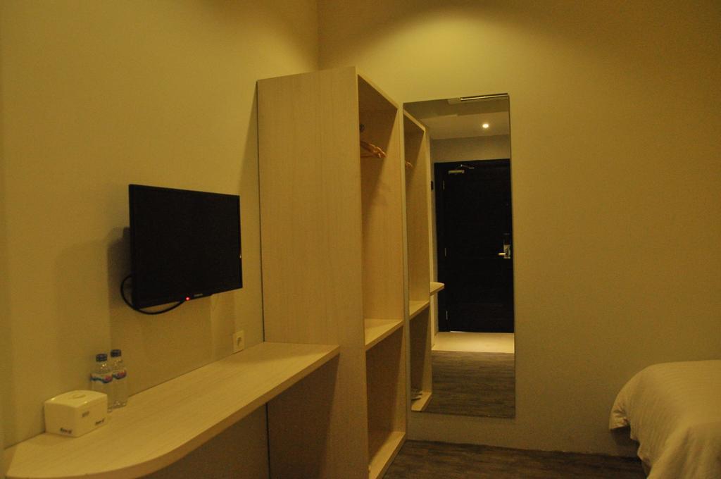 Summer Bed & Breakfast Banjarmasin  Habitación foto